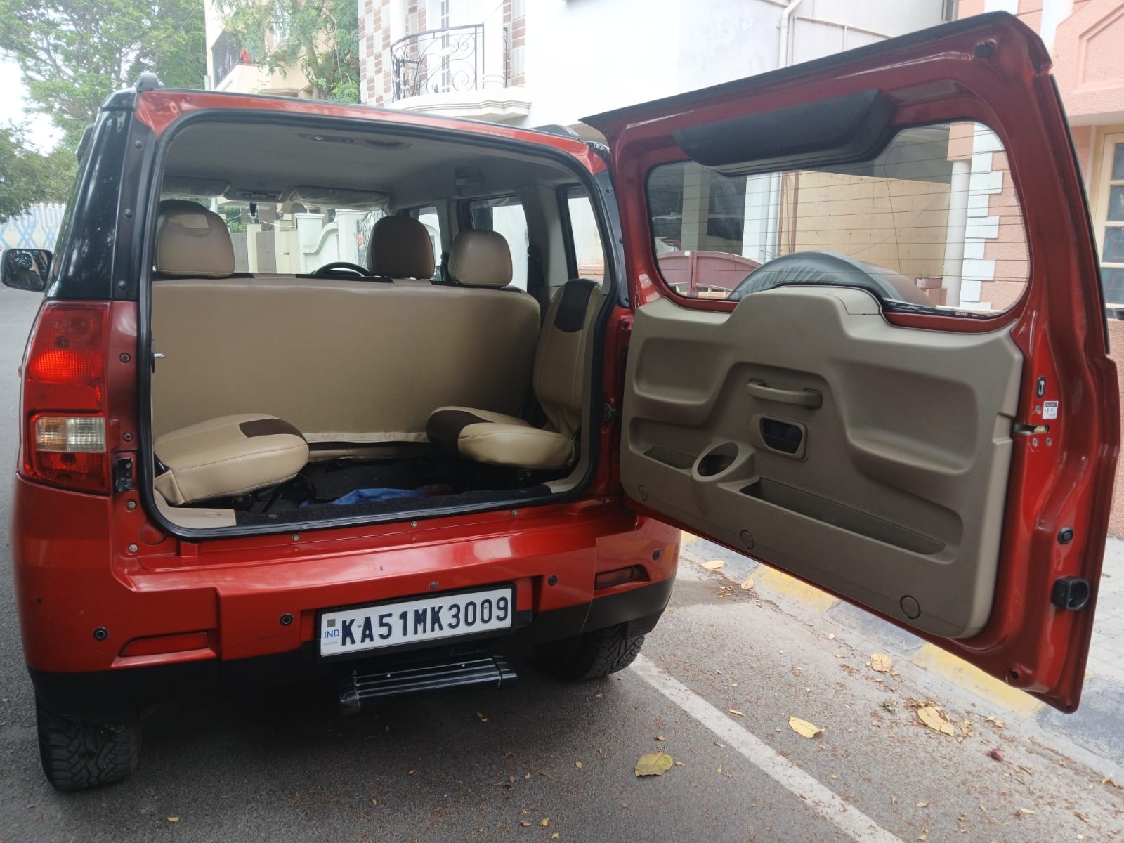 Used 2017 Mahindra TUV300 Used 2017 Mahindra TUV300