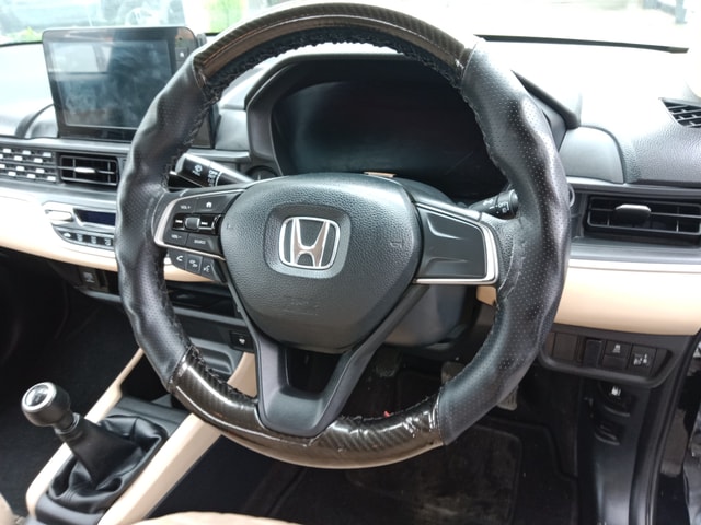View Honda Amaze Image 11 Used Honda Amaze Image 11
