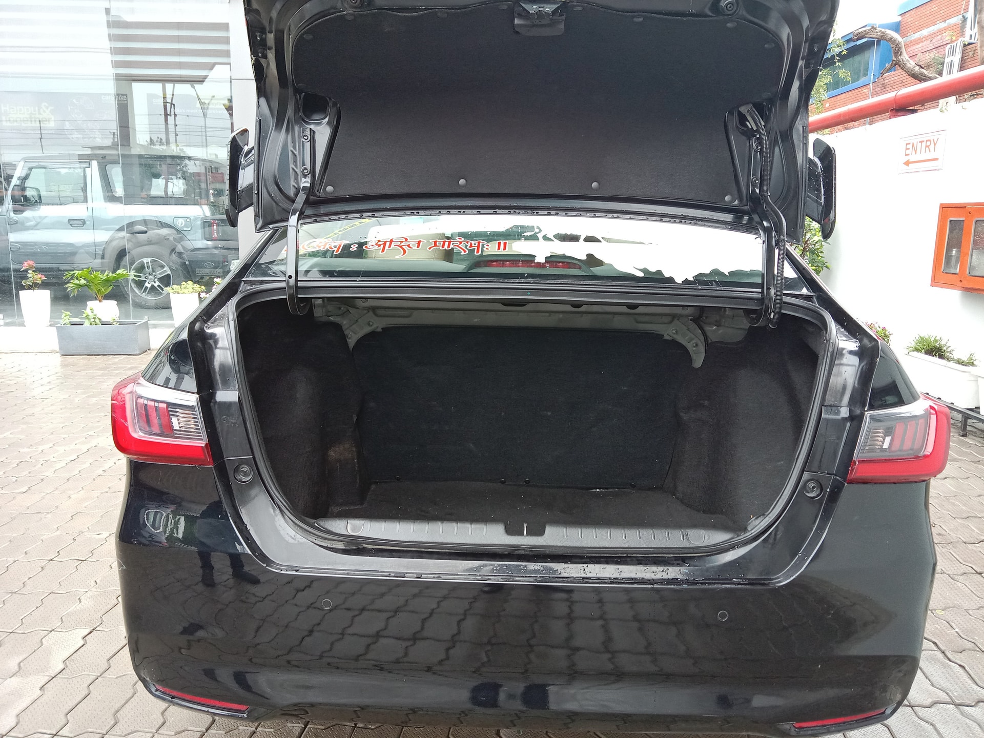 View 2025 Honda Amaze 1.2 E i-VTEC Image 16 Used 2025 Honda Amaze 1.2 E i-VTEC Image 16