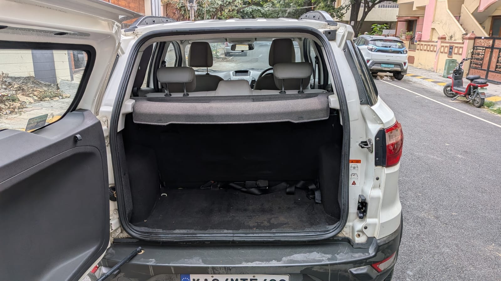 View 2017 Ford EcoSport 1.5 TDCi Diesel Trend BS IV Image 17 Used 2017 Ford EcoSport 1.5 TDCi Diesel Trend BS IV Image 17
