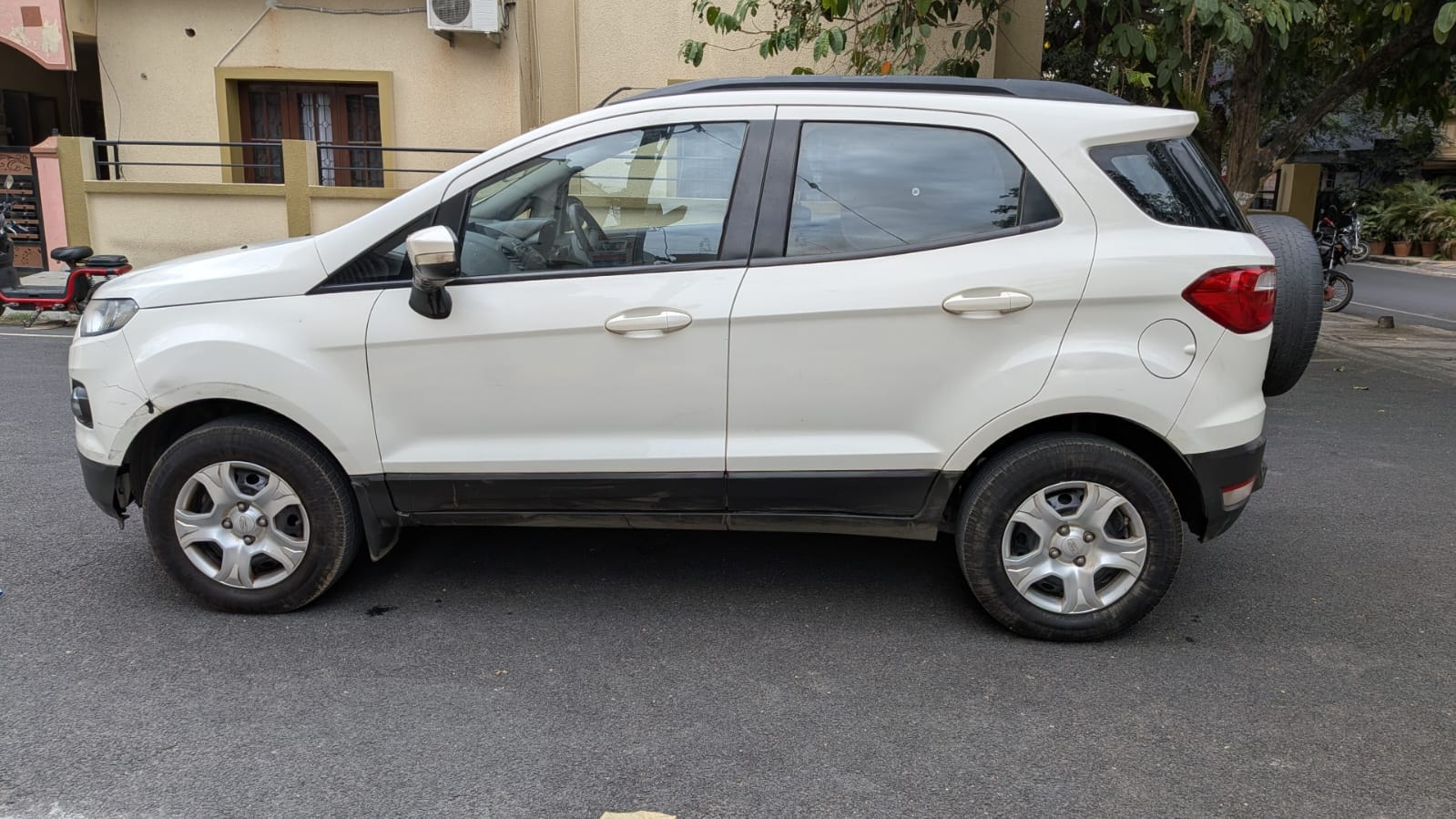 View 2017 Ford EcoSport 1.5 TDCi Diesel Trend BS IV Image 6 Used 2017 Ford EcoSport 1.5 TDCi Diesel Trend BS IV Image 6