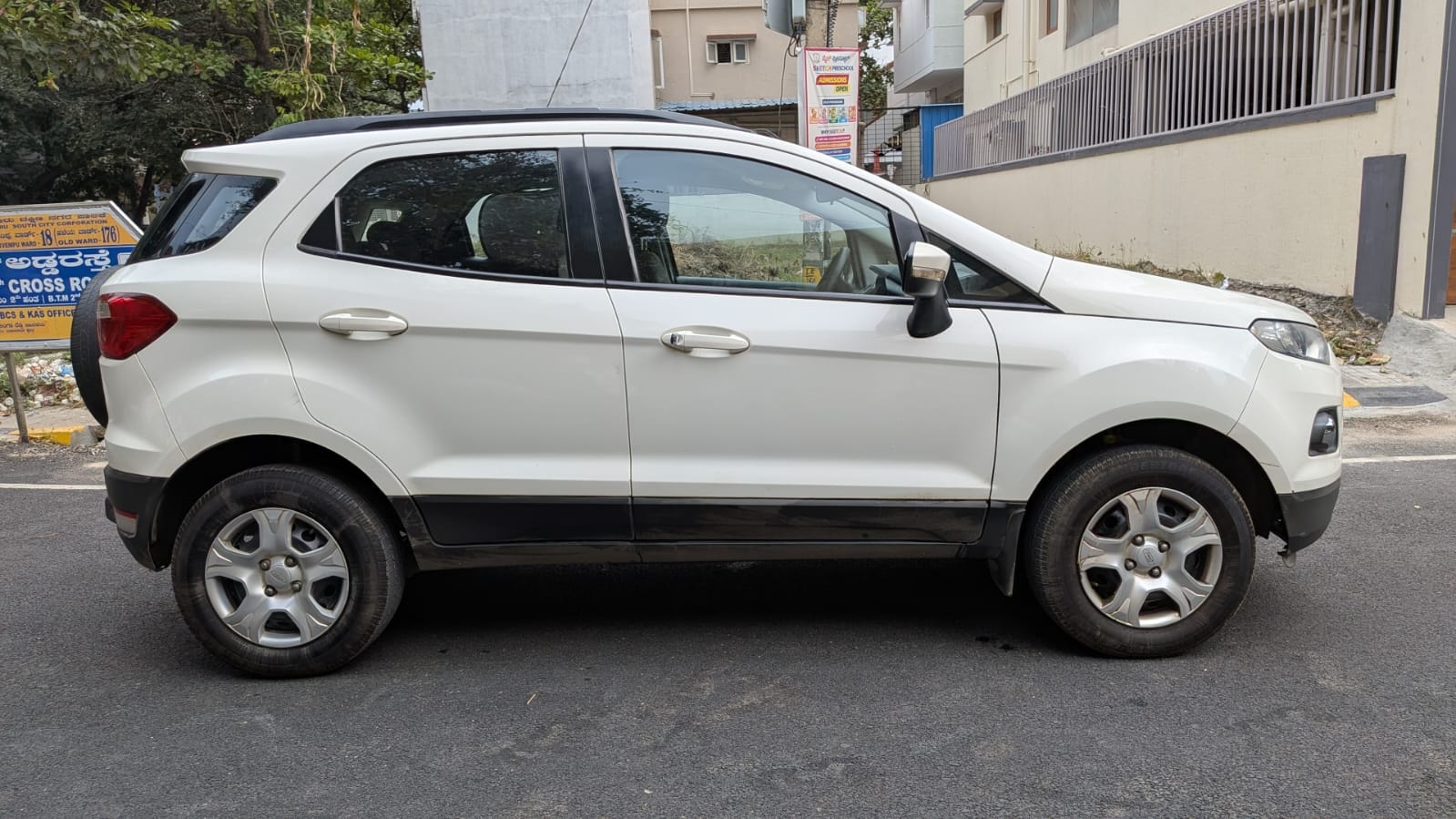 View 2017 Ford EcoSport 1.5 TDCi Diesel Trend BS IV Image 8 Used 2017 Ford EcoSport 1.5 TDCi Diesel Trend BS IV Image 8