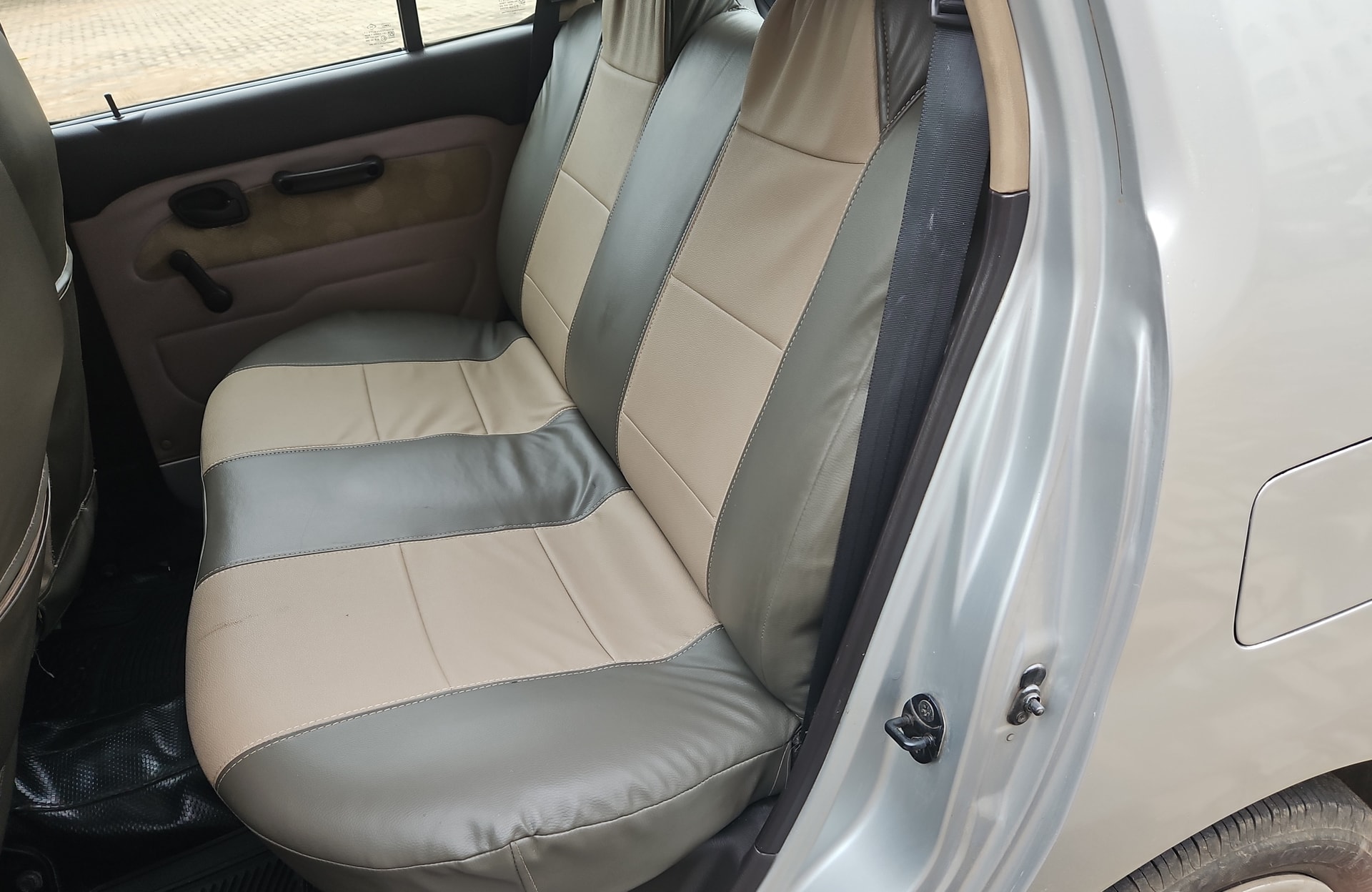 View 2009 Hyundai Santro Xing GLS Image 15 Used 2009 Hyundai Santro Xing GLS Image 15