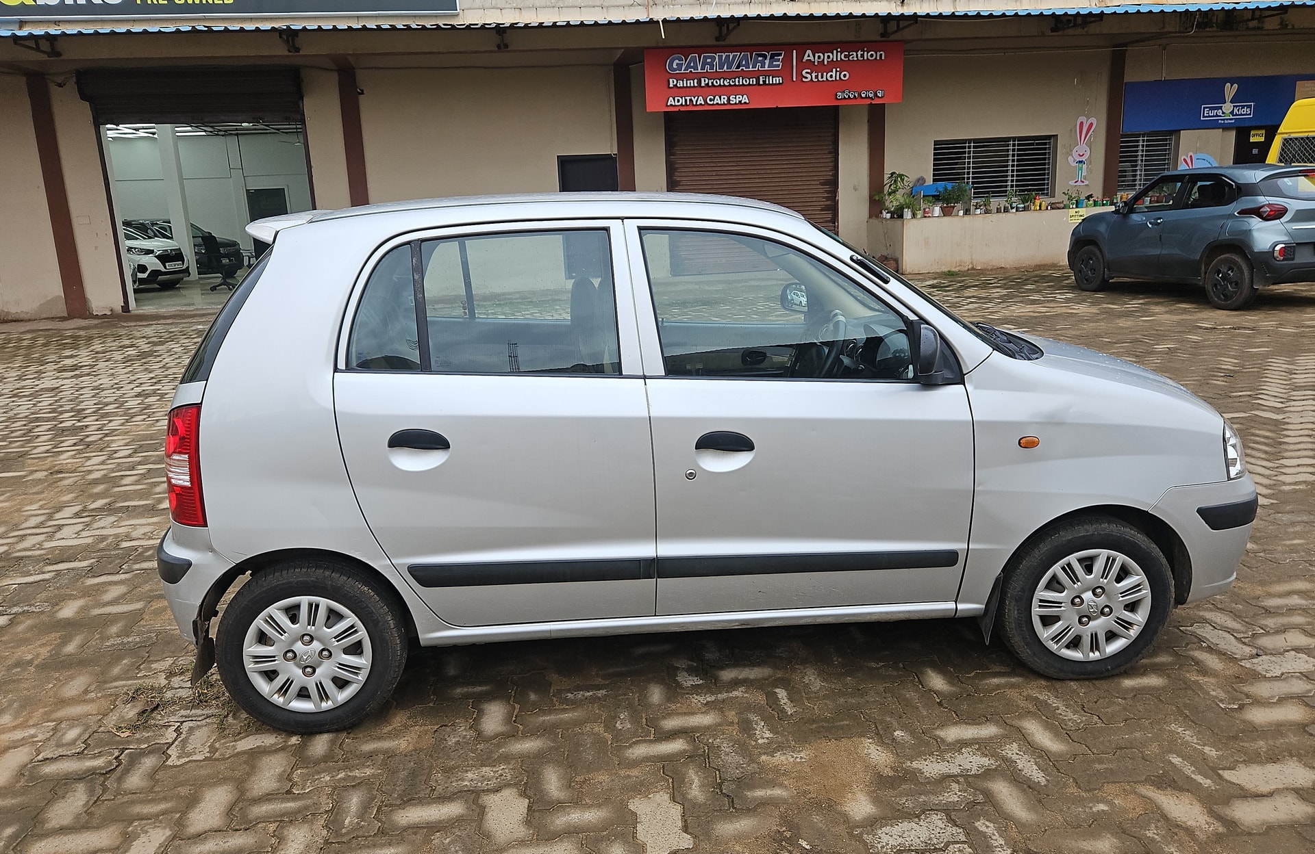 View 2009 Hyundai Santro Xing GLS Image 8 Used 2009 Hyundai Santro Xing GLS Image 8