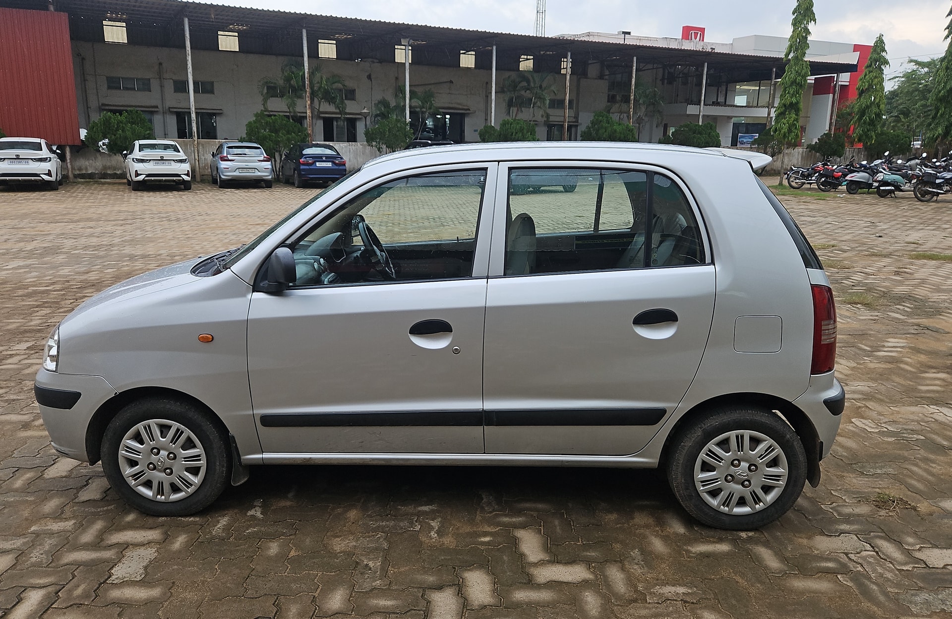 View 2009 Hyundai Santro Xing GLS Image 6 Used 2009 Hyundai Santro Xing GLS Image 6