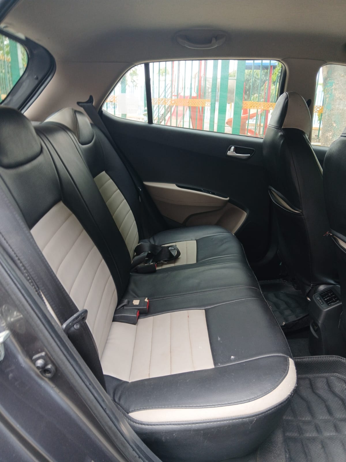 Used 2020 Hyundai Grand i10 Used 2020 Hyundai Grand i10