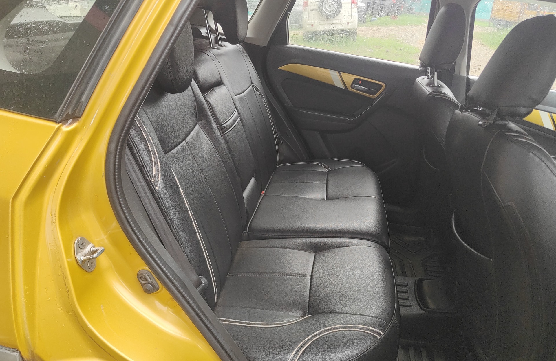 View 2017 Maruti Suzuki Vitara Brezza ZDi Image 5 Used 2017 Maruti Suzuki Vitara Brezza ZDi Image 5