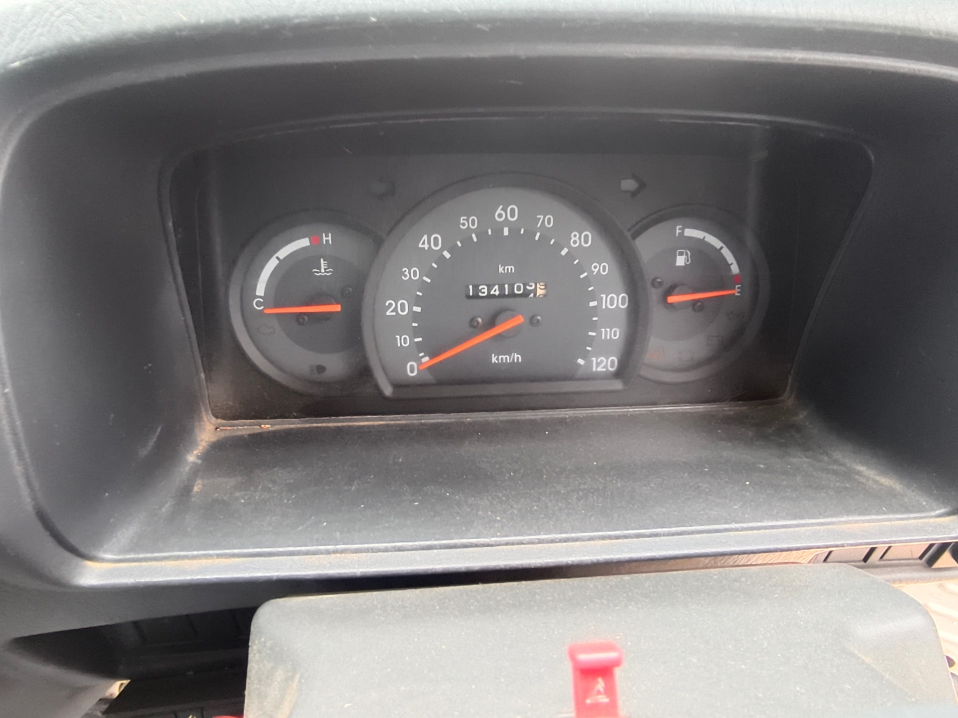 View 2018 Maruti Suzuki Omni MPI Ambulance BS4 Image 7 Used 2018 Maruti Suzuki Omni MPI Ambulance BS4 Image 7