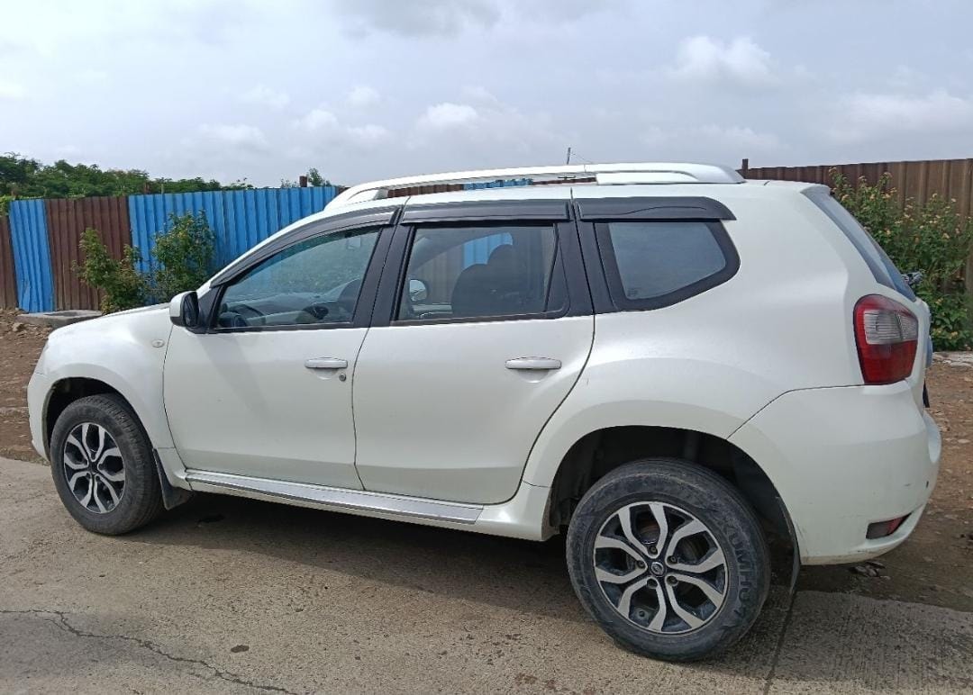 View 2014 Nissan Terrano XVD THP 110 PS Image 5 Used 2014 Nissan Terrano XVD THP 110 PS Image 5