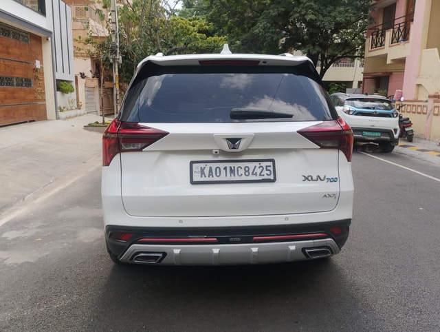 View Mahindra XUV700 Image 3 Used Mahindra XUV700 Image 3