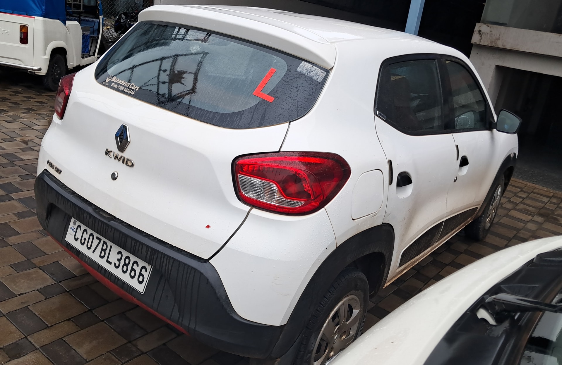 View 2018 Renault Kwid RXL BS IV Image 14 Used 2018 Renault Kwid RXL BS IV Image 14