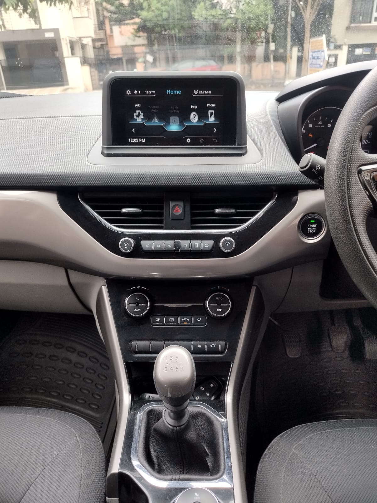 View 2019 Tata Nexon XZ Plus Diesel Image 14 Used 2019 Tata Nexon XZ Plus Diesel Image 14