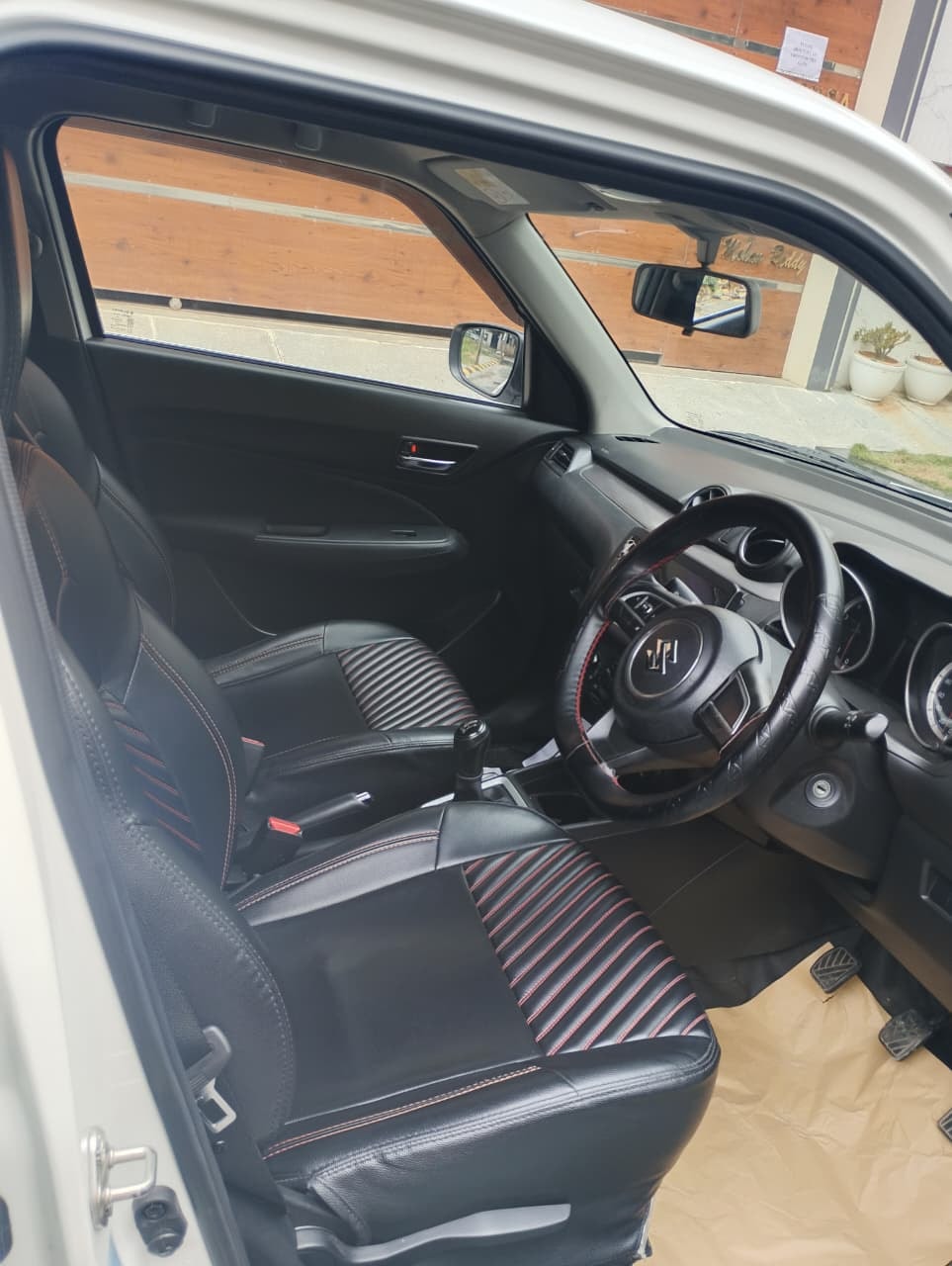 Used 2022 Maruti Suzuki Swift Used 2022 Maruti Suzuki Swift