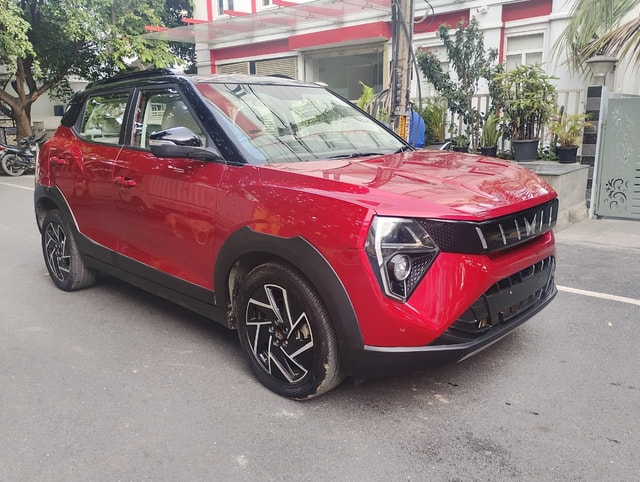 View Mahindra XUV 3XO Image 12 Used Mahindra XUV 3XO Image 12