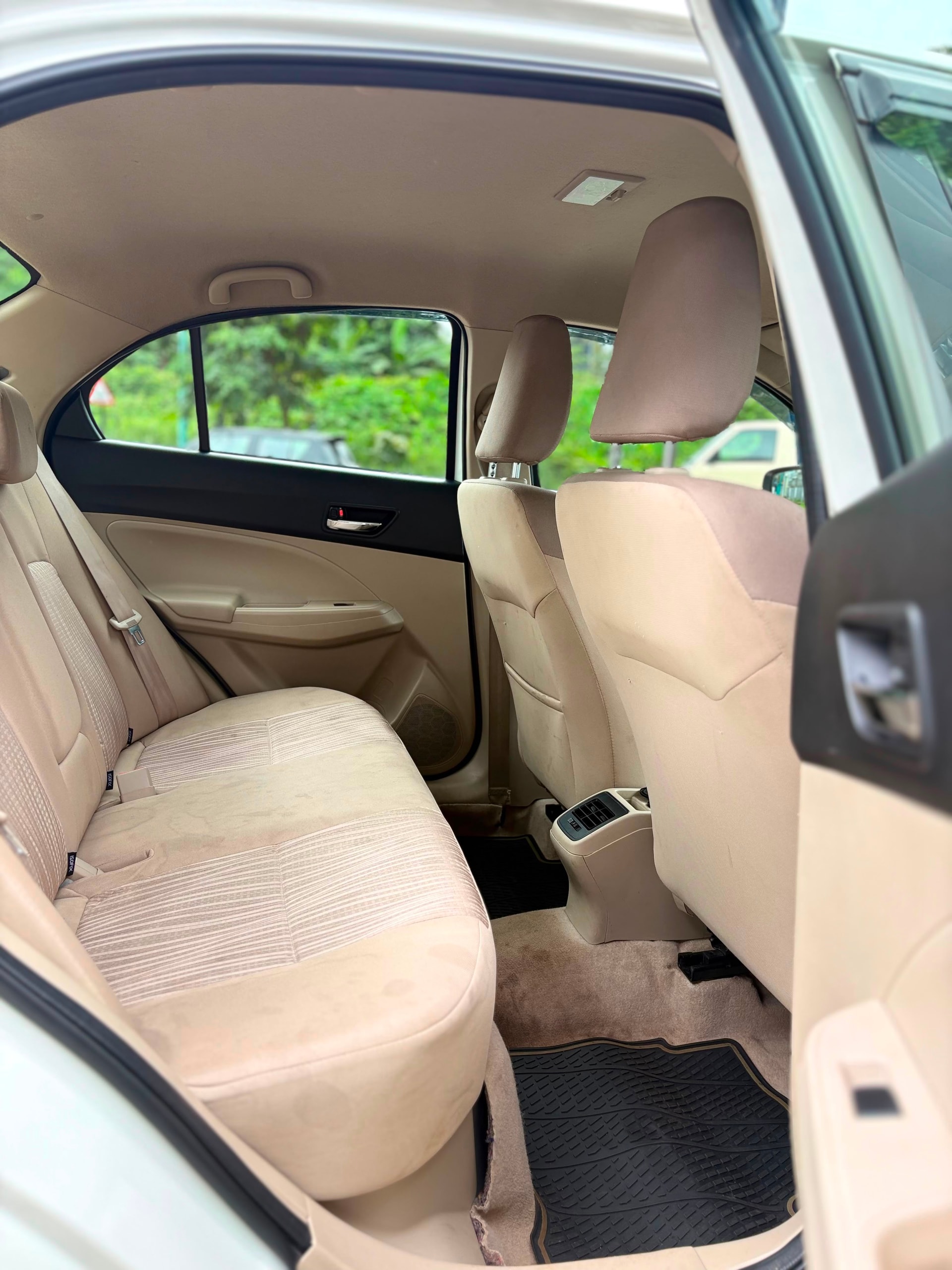 View 2023 Maruti Suzuki Dzire ZXI Image 5 Used 2023 Maruti Suzuki Dzire ZXI Image 5