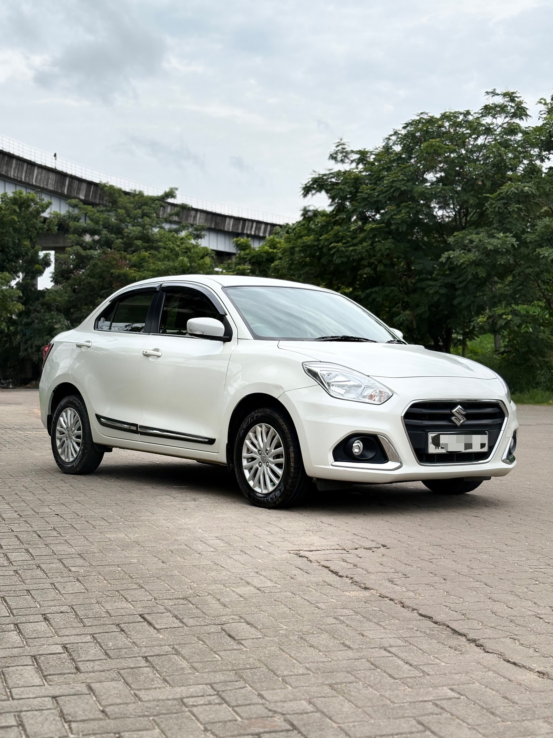 View 2023 Maruti Suzuki Dzire ZXI Image 6 Used 2023 Maruti Suzuki Dzire ZXI Image 6
