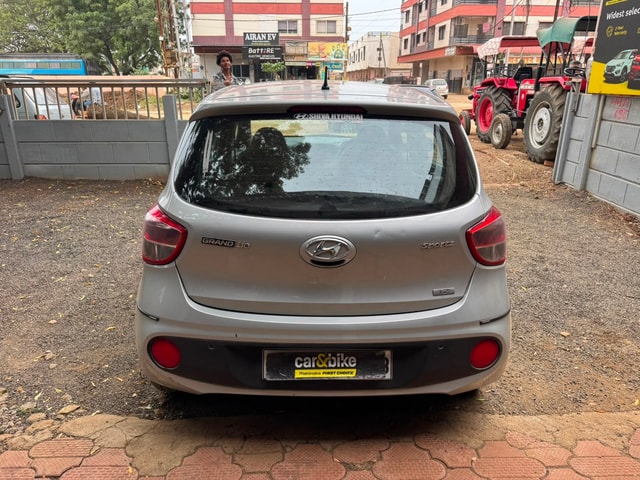 View Hyundai Grand i10 Image 4 Used Hyundai Grand i10 Image 4
