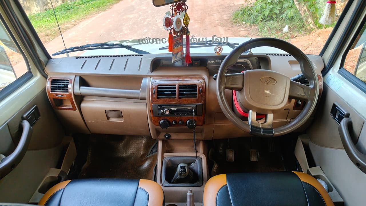 View 2014 Mahindra Bolero ZLX BS4 Image 9 Used 2014 Mahindra Bolero ZLX BS4 Image 9