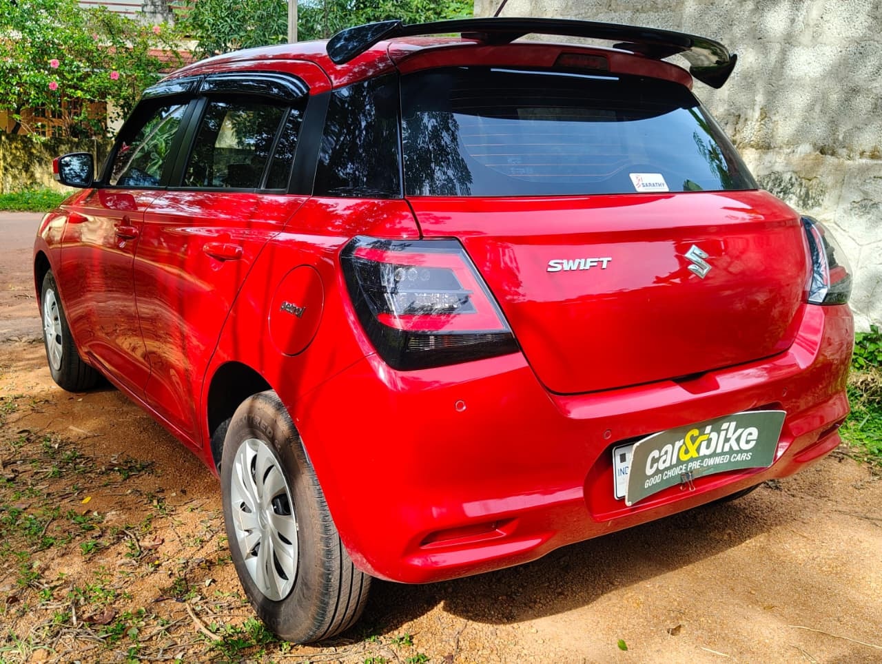 View 2024 Maruti Suzuki Swift VXI Image 16 Used 2024 Maruti Suzuki Swift VXI Image 16