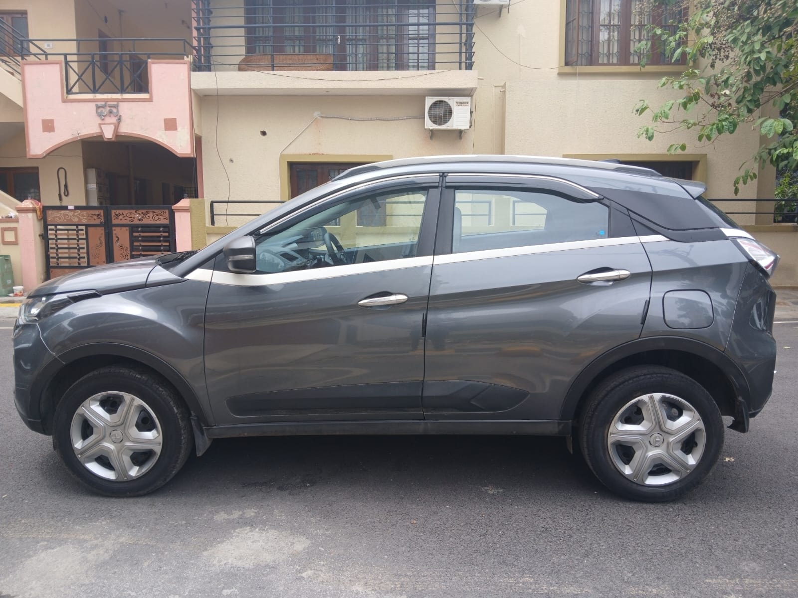 View 2022 Tata Nexon Revotron XM (S) Image 6 Used 2022 Tata Nexon Revotron XM (S) Image 6
