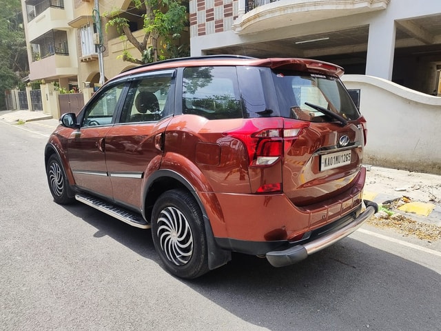 View Mahindra XUV500 Image 10 Used Mahindra XUV500 Image 10