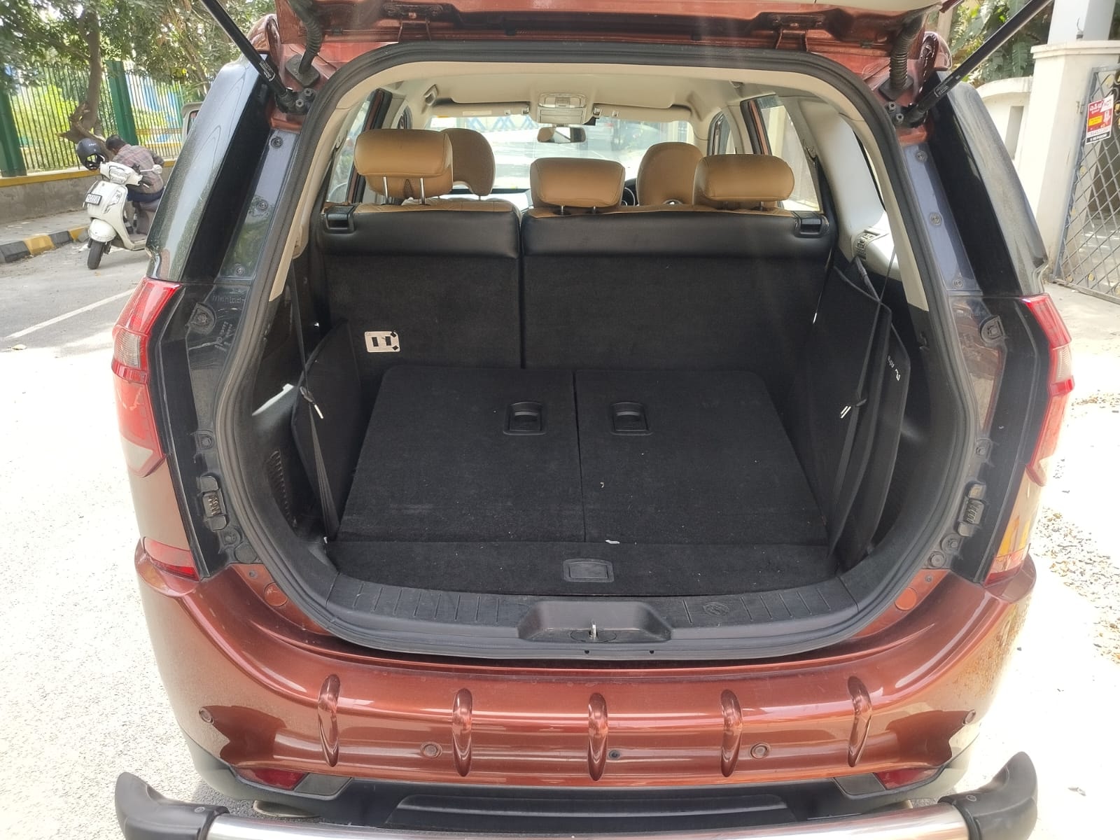 Used 2019 Mahindra XUV500 Used 2019 Mahindra XUV500