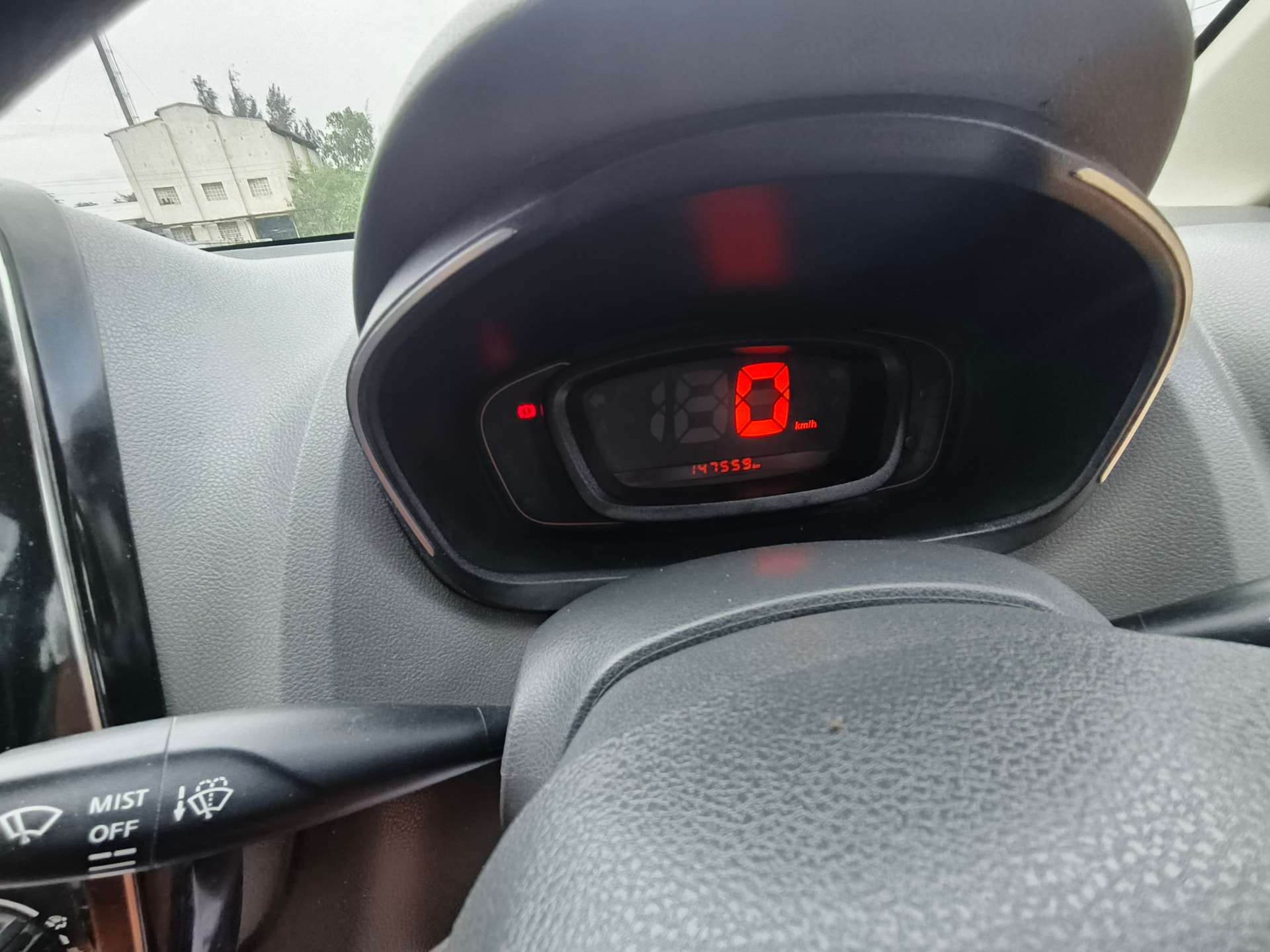 View 2016 Renault Kwid RXT 1.0 BS IV Image 7 Used 2016 Renault Kwid RXT 1.0 BS IV Image 7