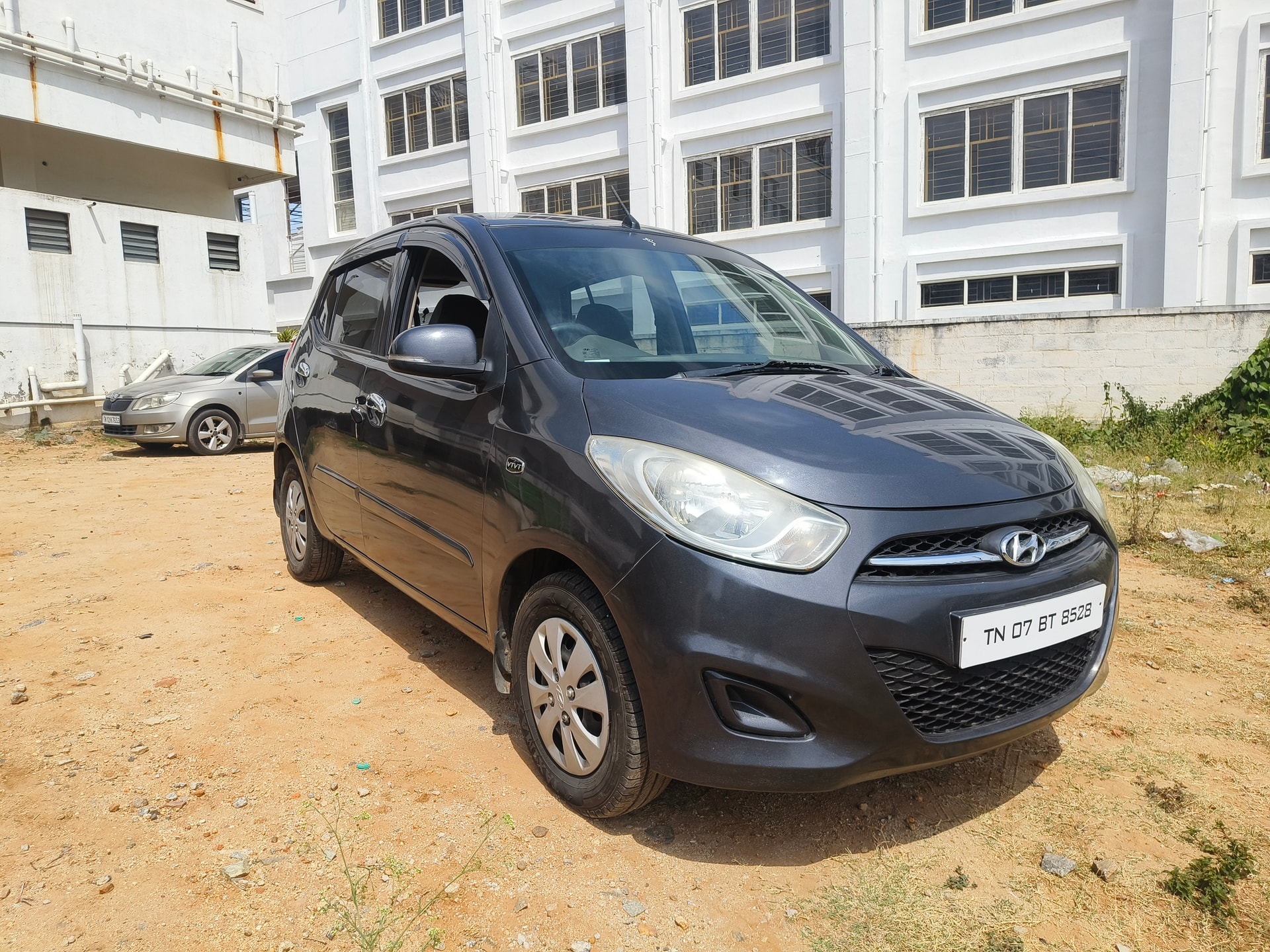 View 2013 Hyundai i10 1.2 Magna MT Image 12 Used 2013 Hyundai i10 1.2 Magna MT Image 12
