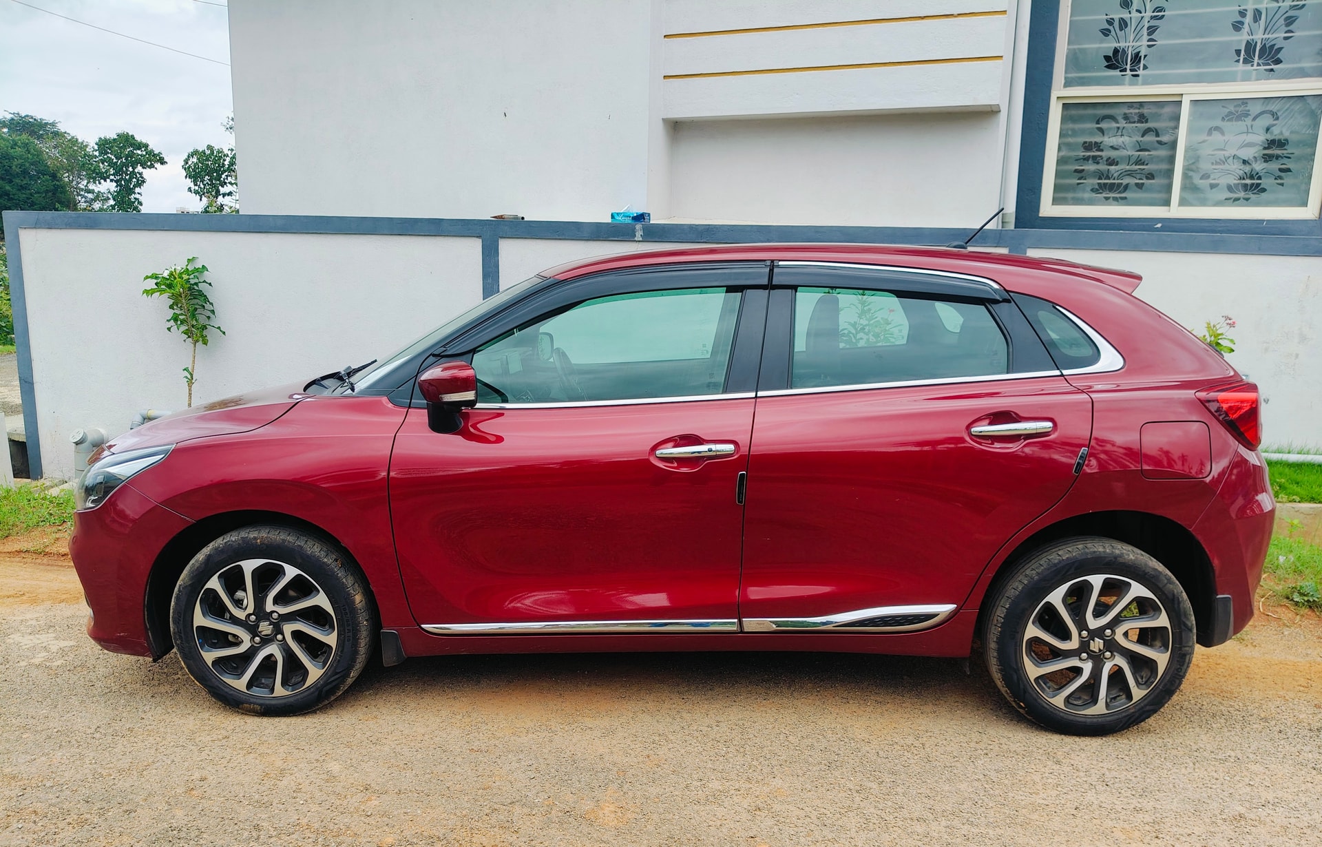 View 2023 Maruti Suzuki Baleno Alpha AGS Petrol Image 6 Used 2023 Maruti Suzuki Baleno Alpha AGS Petrol Image 6