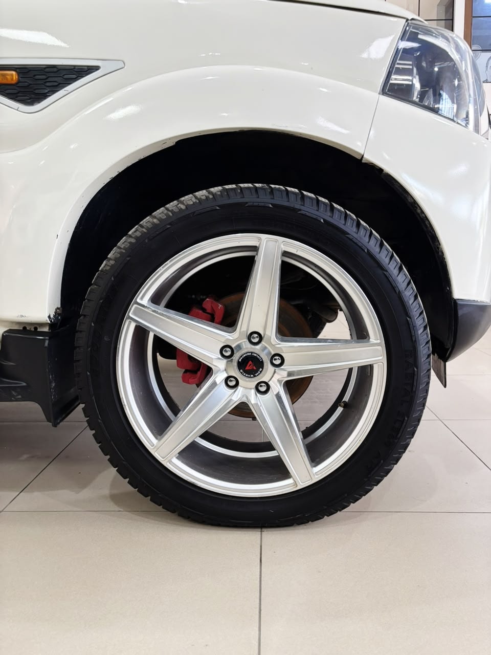 View 2017 Mahindra Scorpio S10 1.99-Litre Image 8 Used 2017 Mahindra Scorpio S10 1.99-Litre Image 8