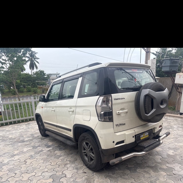 View Mahindra TUV300 Image 10 Used Mahindra TUV300 Image 10