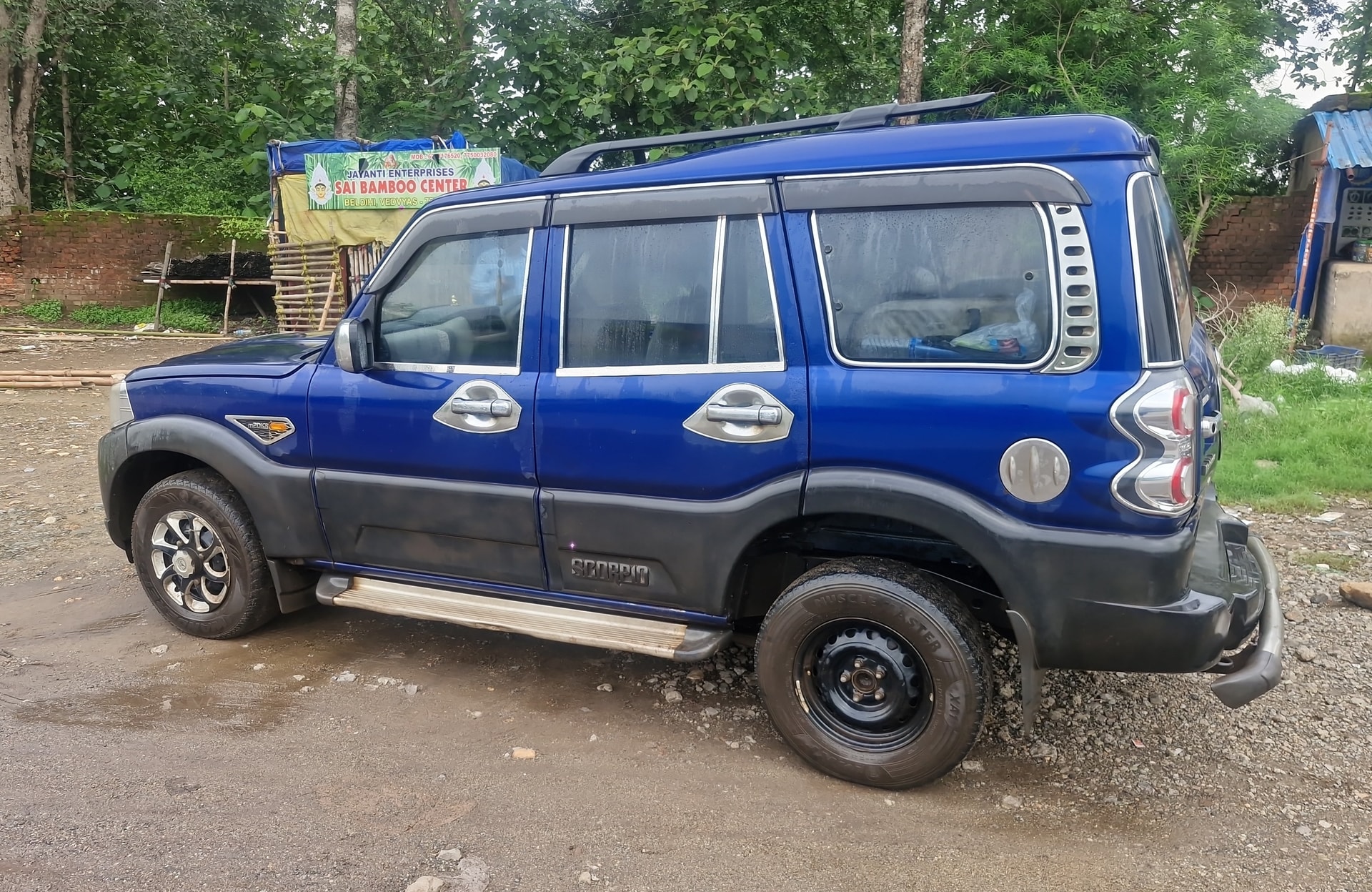 View 2016 Mahindra Scorpio S2 2WD Image 10 Used 2016 Mahindra Scorpio S2 2WD Image 10