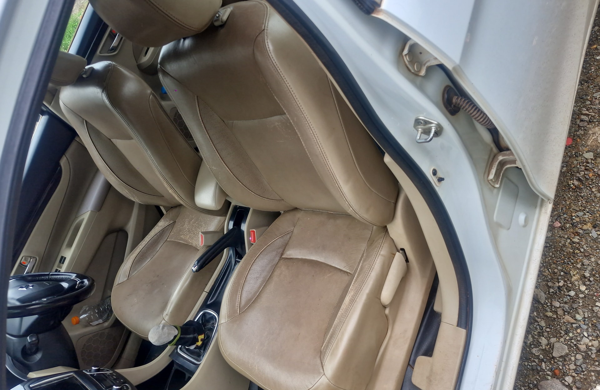 View 2017 Maruti Suzuki Ciaz ZXI Plus Image 13 Used 2017 Maruti Suzuki Ciaz ZXI Plus Image 13
