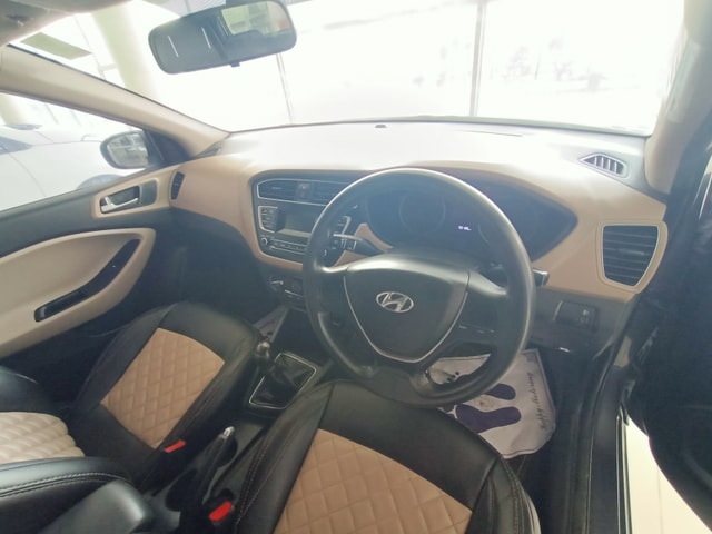 View Hyundai Elite i20 Image 5 Used Hyundai Elite i20 Image 5
