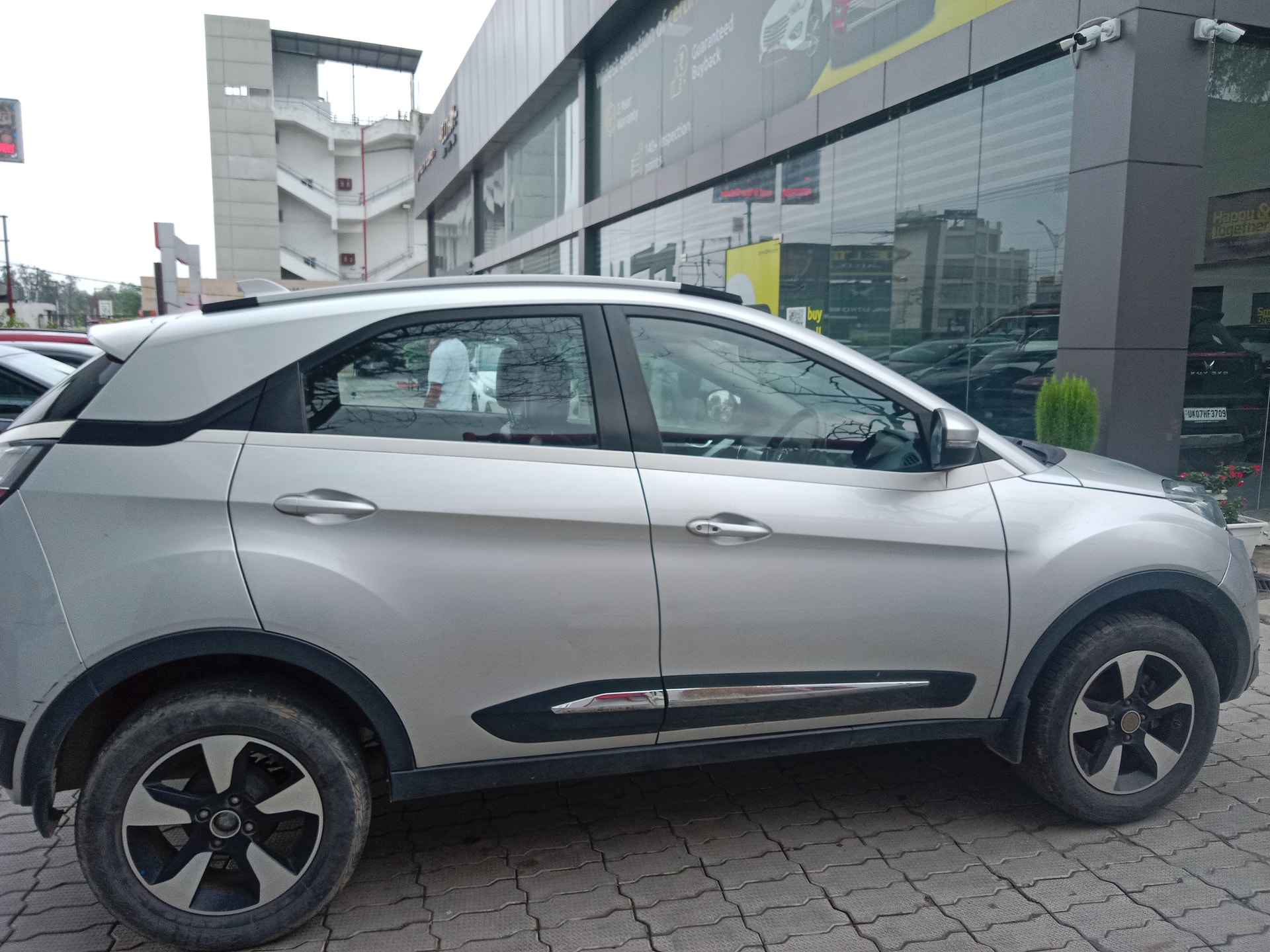 View 2018 Tata Nexon Revotron XZ Plus Image 8 Used 2018 Tata Nexon Revotron XZ Plus Image 8