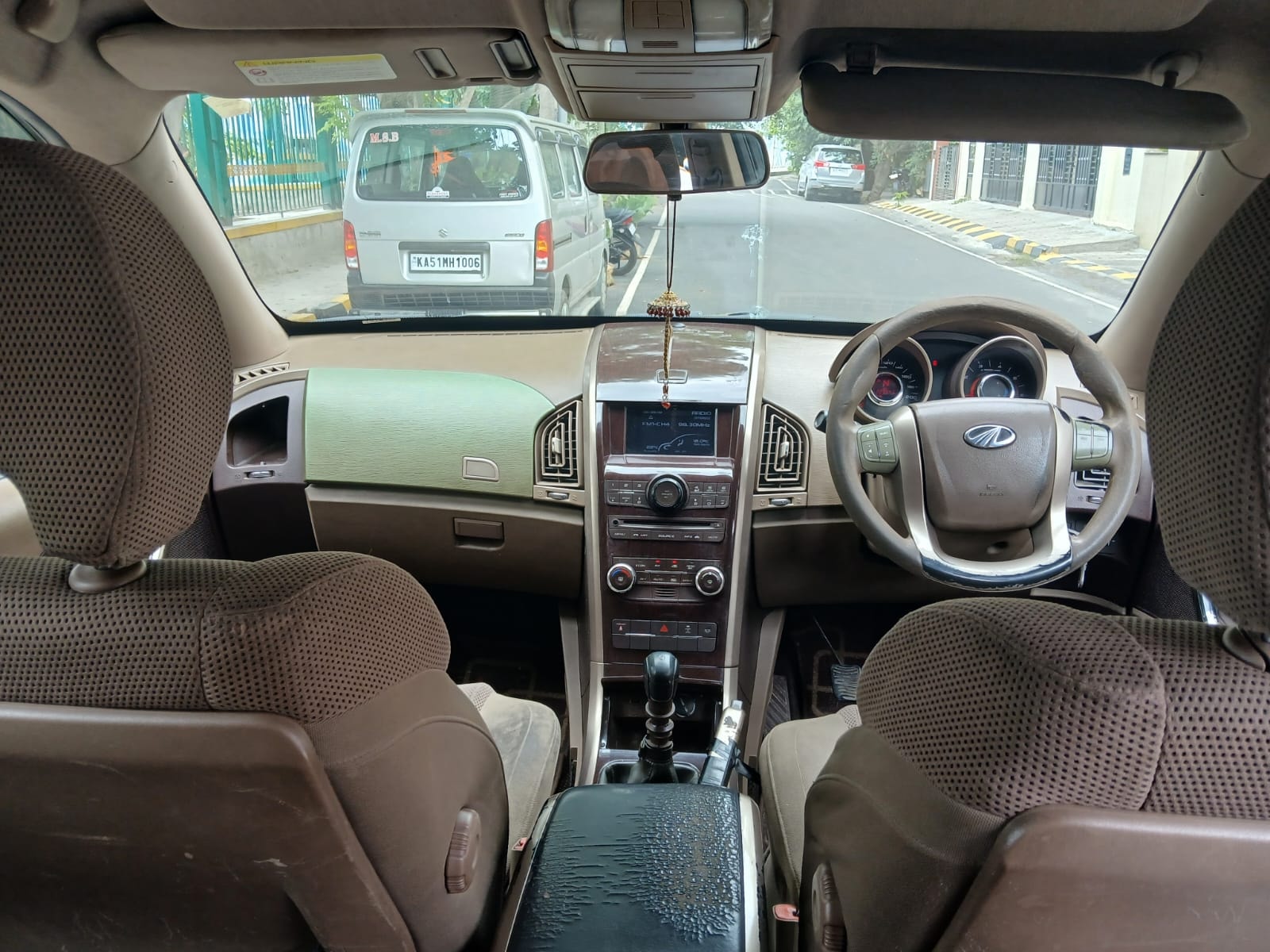 View 2011 Mahindra XUV500 W6 FWD Image 9 Used 2011 Mahindra XUV500 W6 FWD Image 9