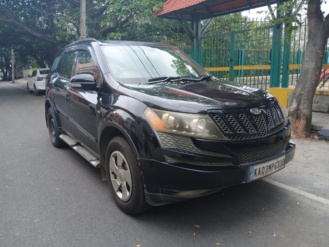 View Mahindra XUV500 Image 12 Used Mahindra XUV500 Image 12