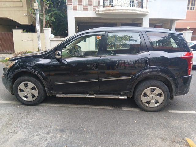 View Mahindra XUV500 Image 6 Used Mahindra XUV500 Image 6