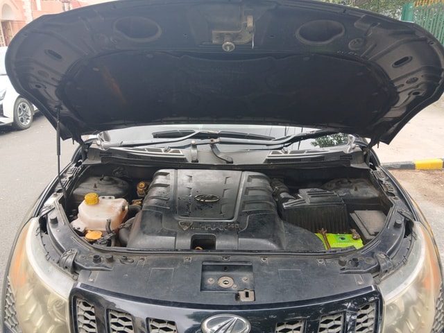 View Mahindra XUV500 Image 14 Used Mahindra XUV500 Image 14