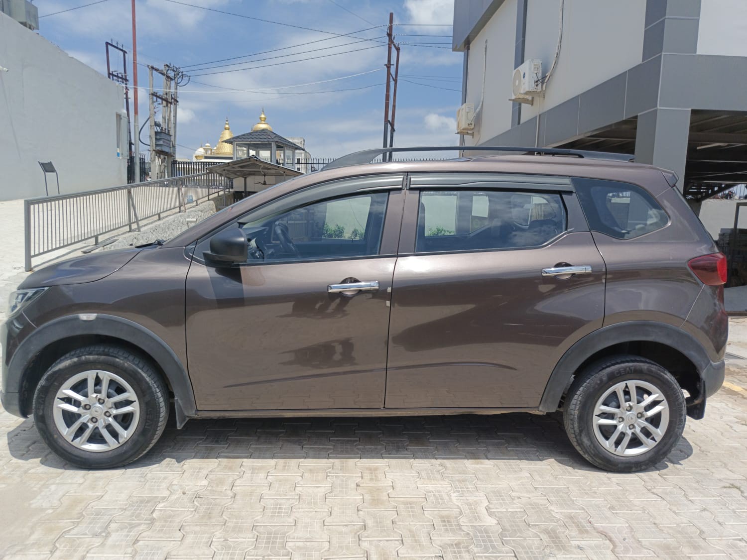 Used 2022 Renault Triber Used 2022 Renault Triber