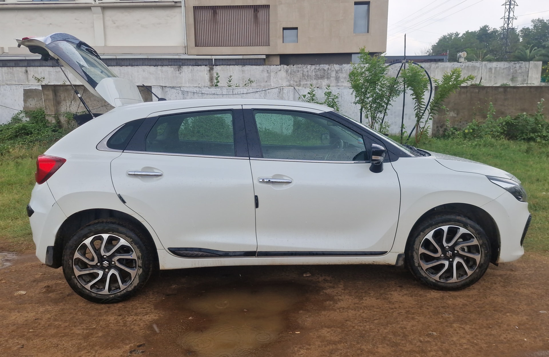View 2022 Maruti Suzuki Baleno Alpha AGS Petrol Image 16 Used 2022 Maruti Suzuki Baleno Alpha AGS Petrol Image 16
