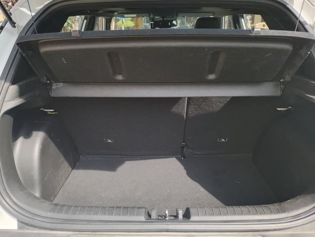 View Hyundai Venue N Line Image 17 Used Hyundai Venue N Line Image 17