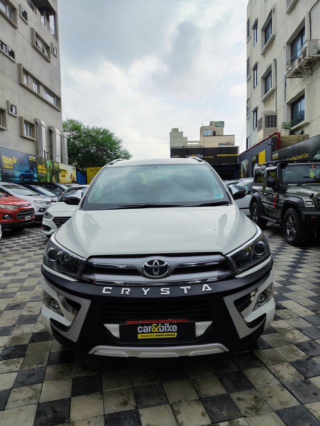 View Toyota Innova Crysta Image 2 Used Toyota Innova Crysta Image 2