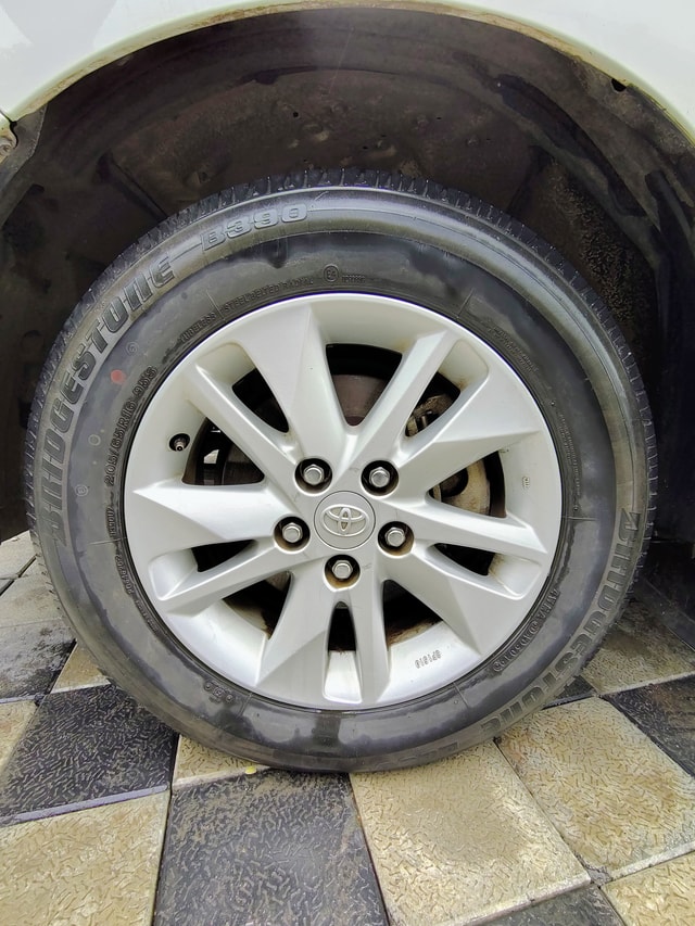 View Toyota Innova Crysta Image 13 Used Toyota Innova Crysta Image 13