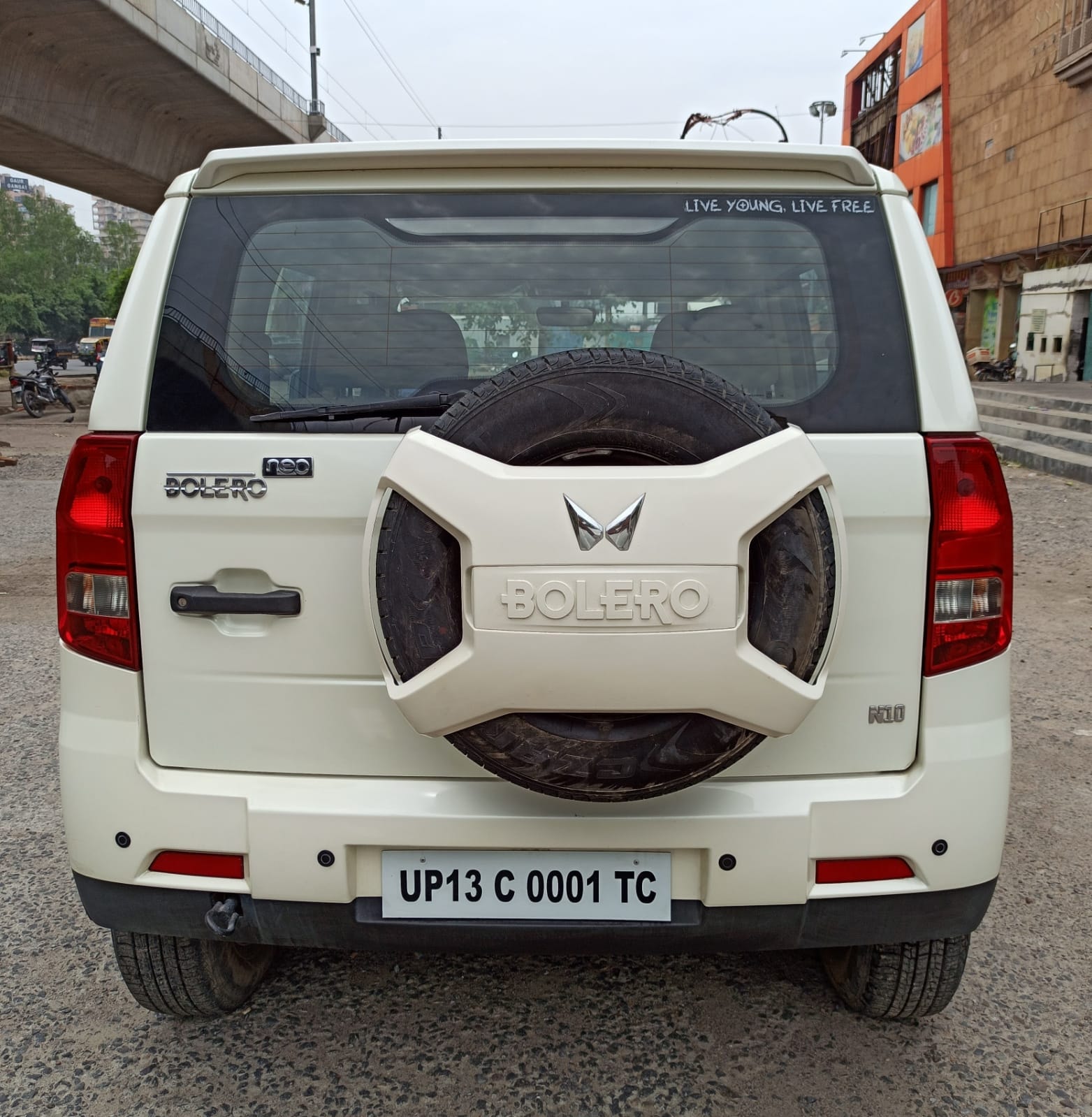 Used 2021 Mahindra Bolero Neo Used 2021 Mahindra Bolero Neo