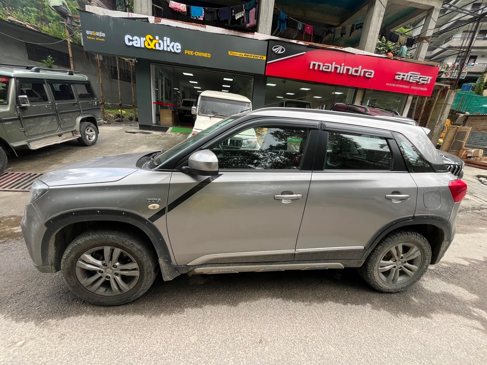 View 2016 Maruti Suzuki Vitara Brezza ZDi Image 5 Used 2016 Maruti Suzuki Vitara Brezza ZDi Image 5