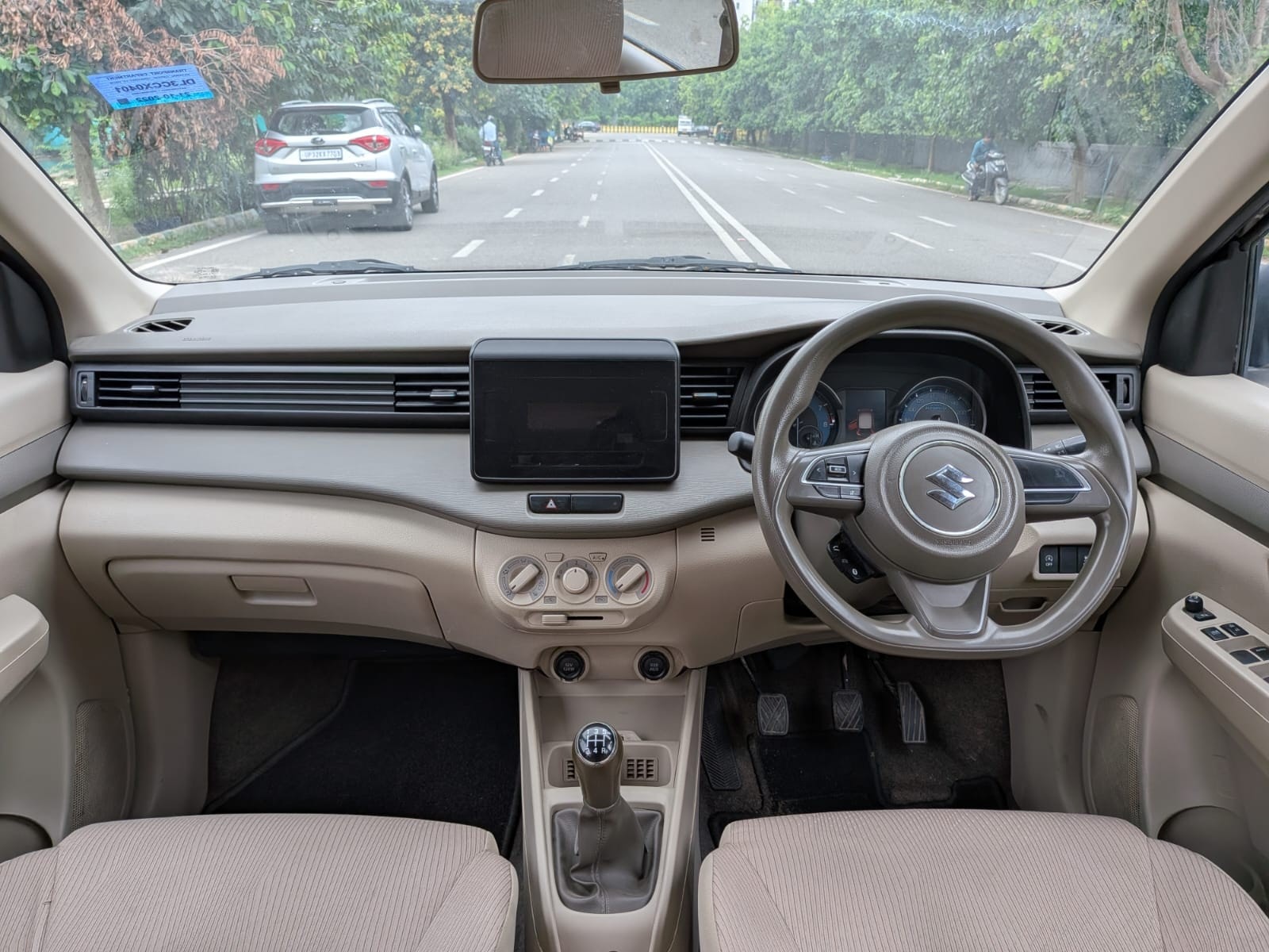 View 2022 Maruti Suzuki Ertiga VXI (O) Image 9 Used 2022 Maruti Suzuki Ertiga VXI (O) Image 9