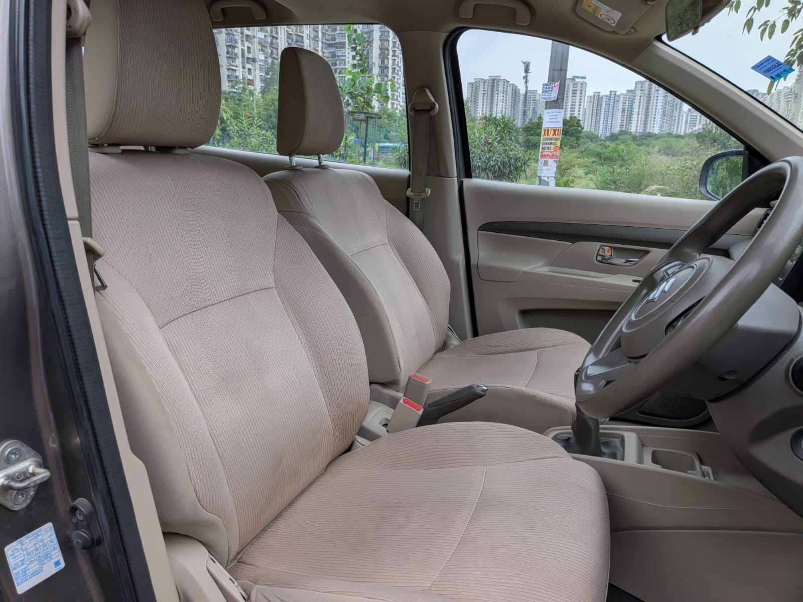 View 2022 Maruti Suzuki Ertiga VXI (O) Image 15 Used 2022 Maruti Suzuki Ertiga VXI (O) Image 15