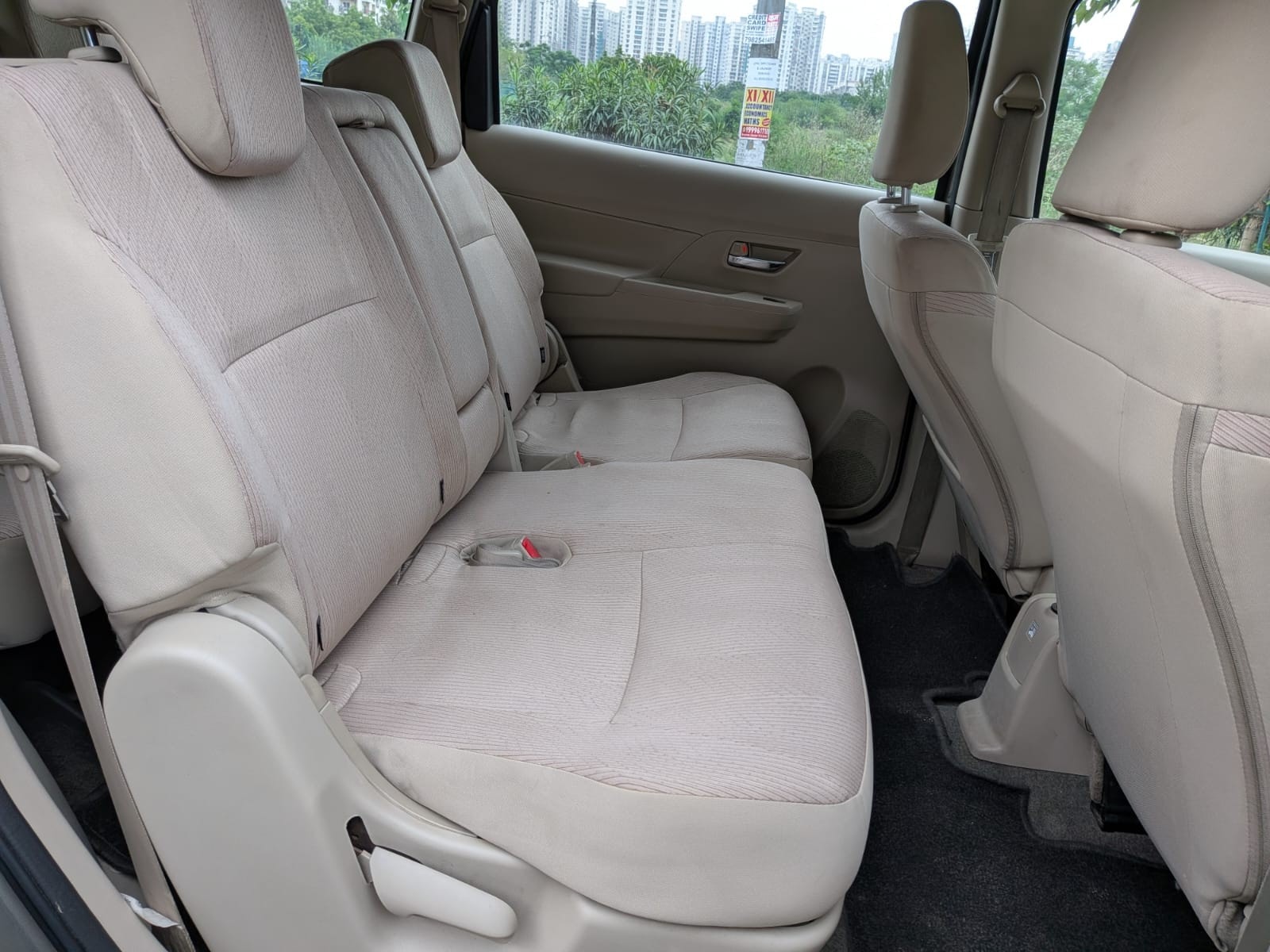 View 2022 Maruti Suzuki Ertiga VXI (O) Image 14 Used 2022 Maruti Suzuki Ertiga VXI (O) Image 14