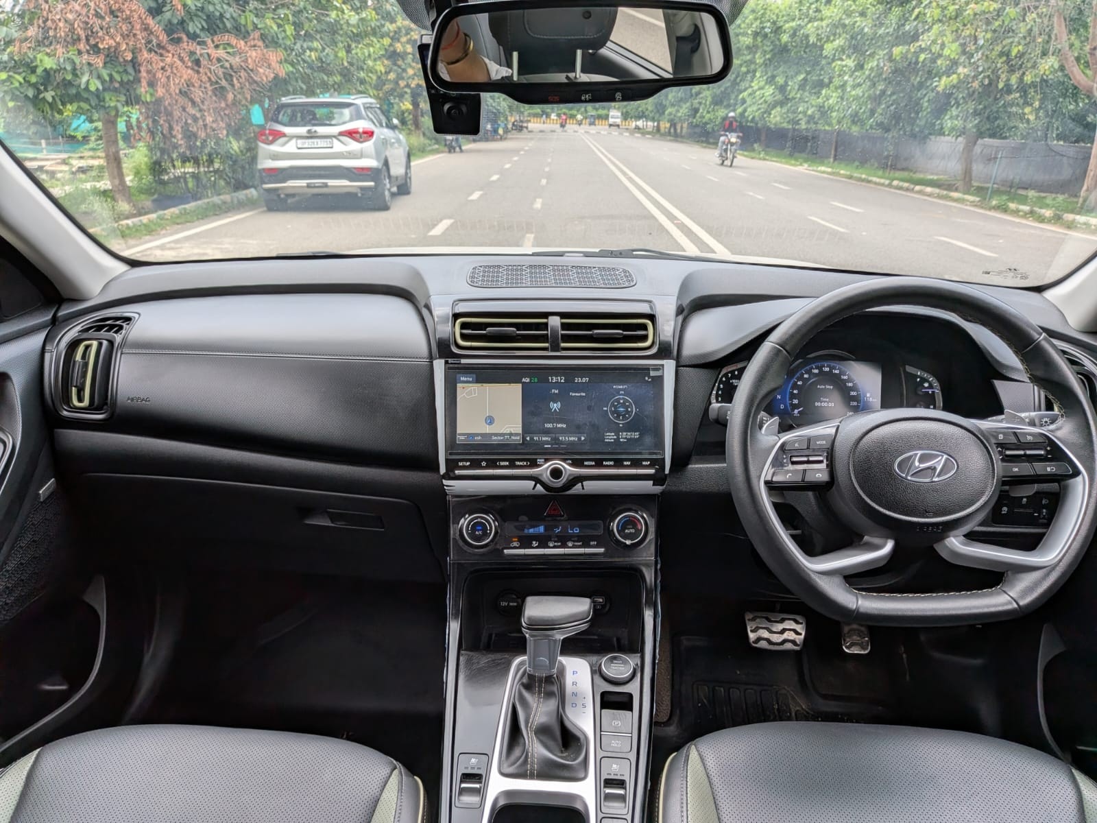 View 2023 Hyundai Creta 1.5 SX (O) AT Petrol Adventure Edition Image 9 Used 2023 Hyundai Creta 1.5 SX (O) AT Petrol Adventure Edition Image 9